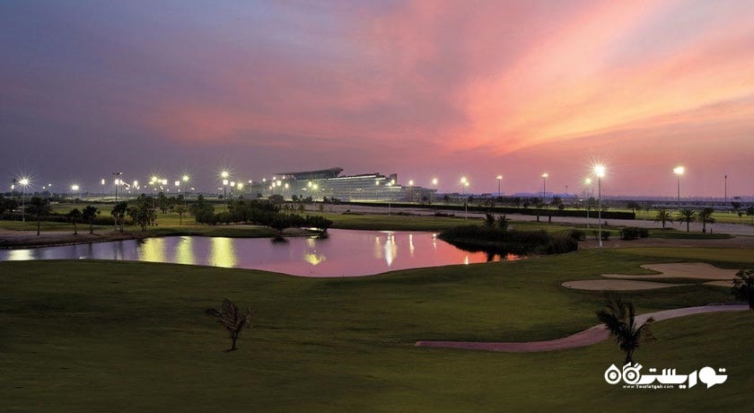نمای زمین گلف هتل دِ میدان