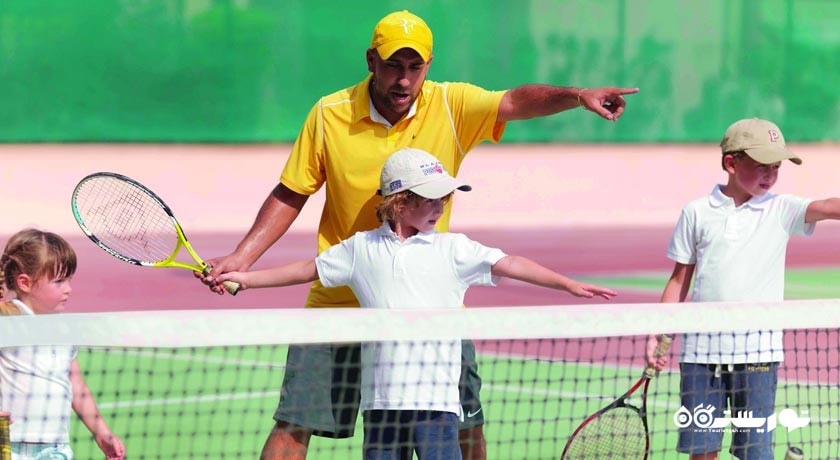 آموزش اختصاصی تنیس در هتل