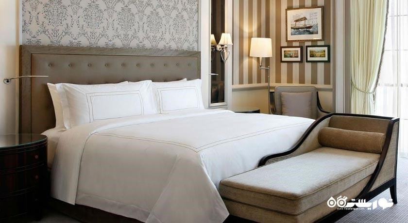 نمای تخت بزرگ اتاق دلوکس