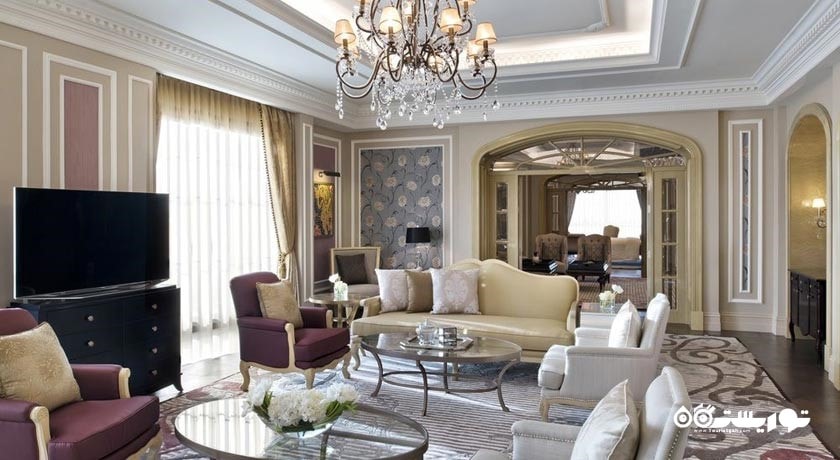 محوطه نشیمن سوئیت رویال