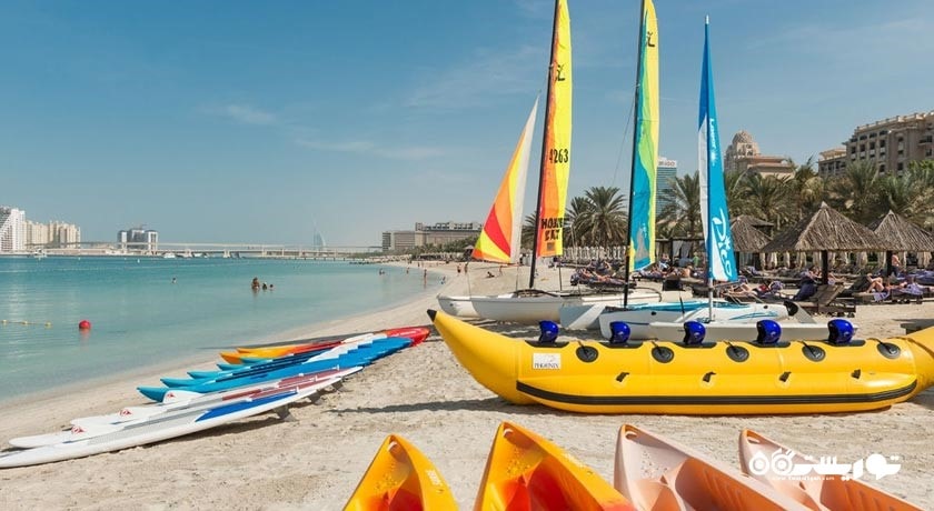 تفریحات آبی در ساحل اختصاصی