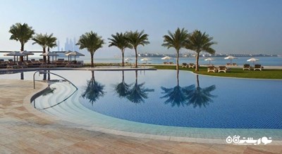 استخر روباز هتل والدورف آستوریا دبی