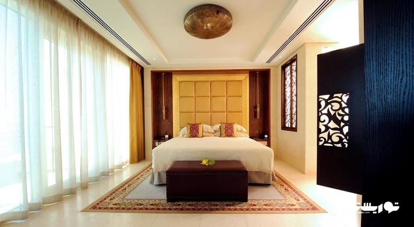  تخت بزرگ سوئیت دیپلماتیک