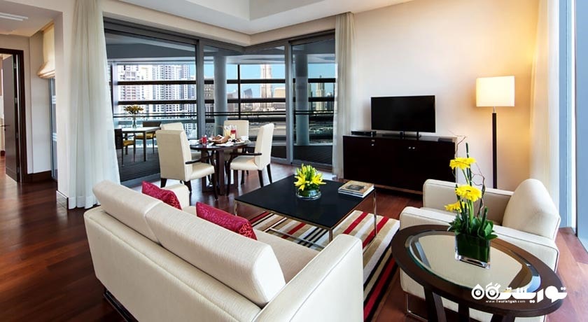 محوطه نشیمن سوئیت دلوکس