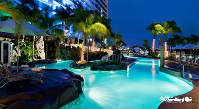 استخر روباز هتل هیلتون کوالالامپور