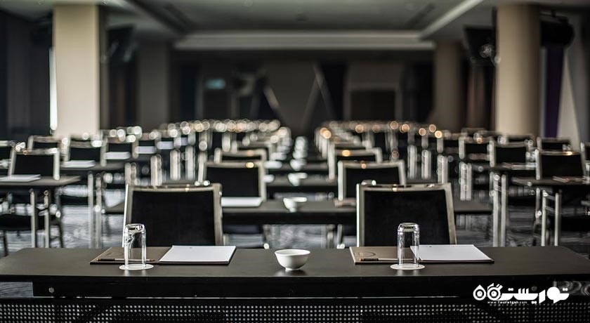 سالن برگزاری همایش و جلسات