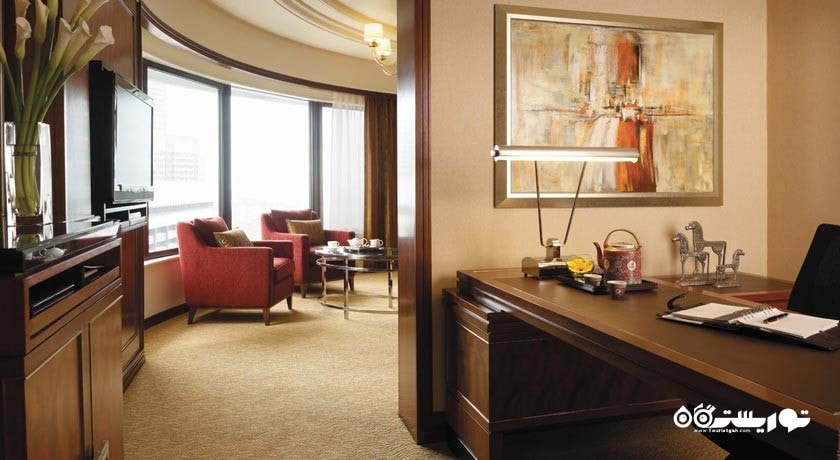 محوطه نشیمن سوئیت اگزکیوتیو