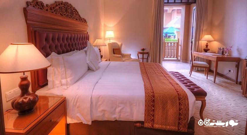نمای تخت بزرگ اتاق پرمیر
