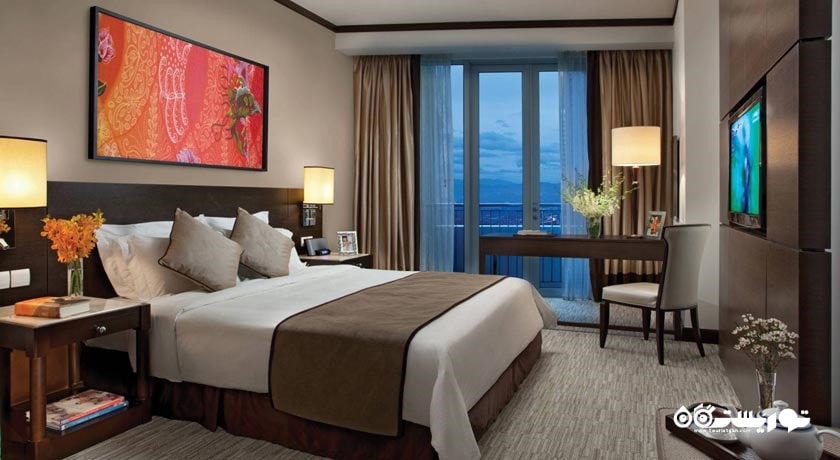 تخت بزرگ آپارتمان دوخوابه دلوکس