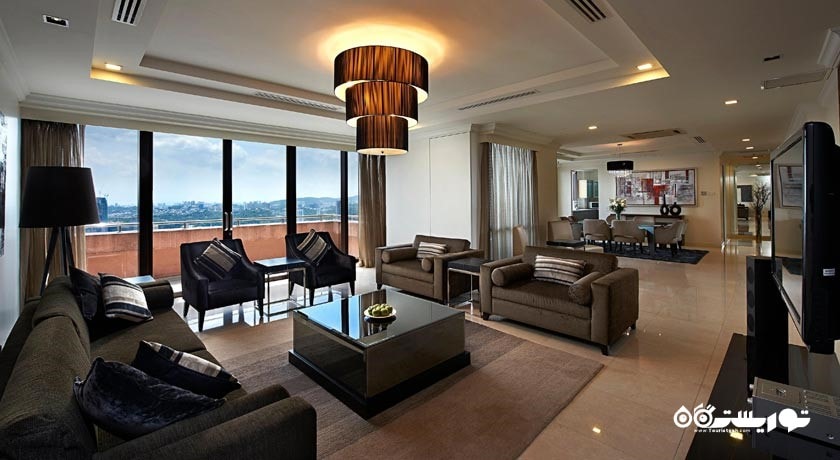 محوطه نشیمن سوئیت امبسدور