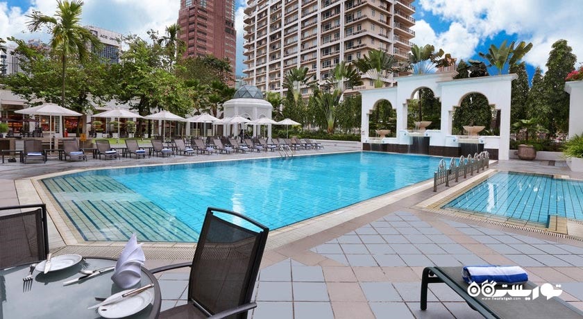 استخر روباز هتل ایستانا سیتی سنتر