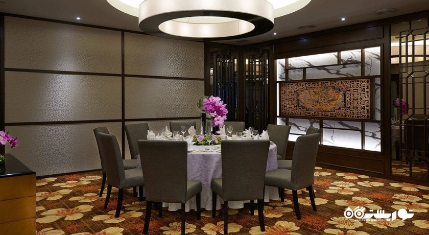 رستوران داینستی هتل رنسانس