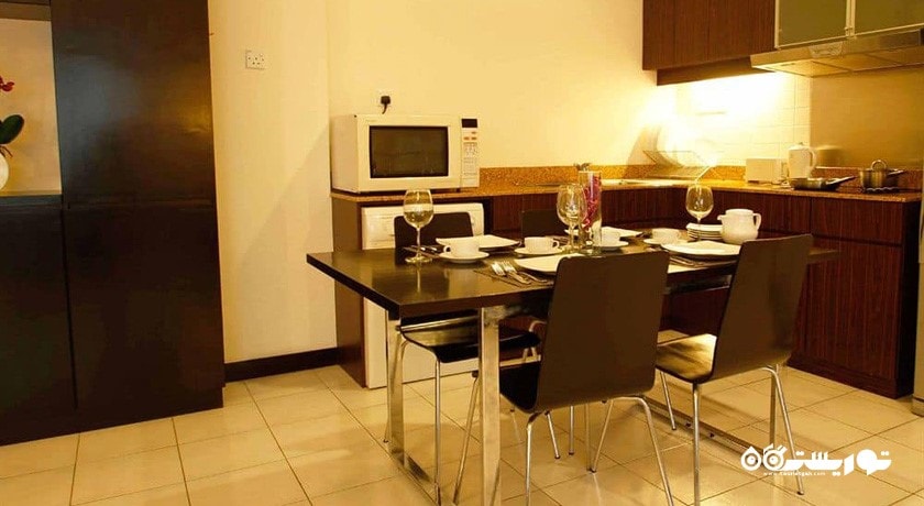 میز غذاخوری سوئیت دلوکس دوخوابه