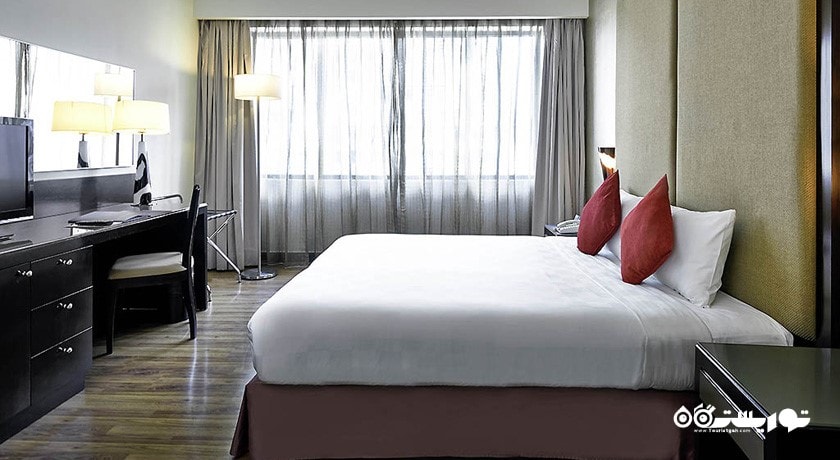 نمای تخت بزرگ اتاق پرمیر
