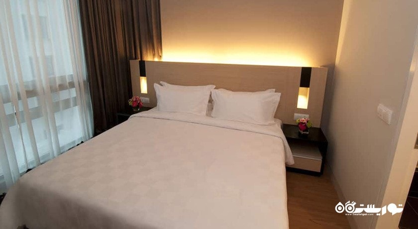 نمای تخت بزرگ سوئیت رزیدنس
