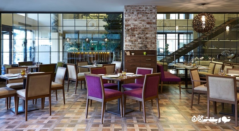 نمای رستوران زیتین یالی