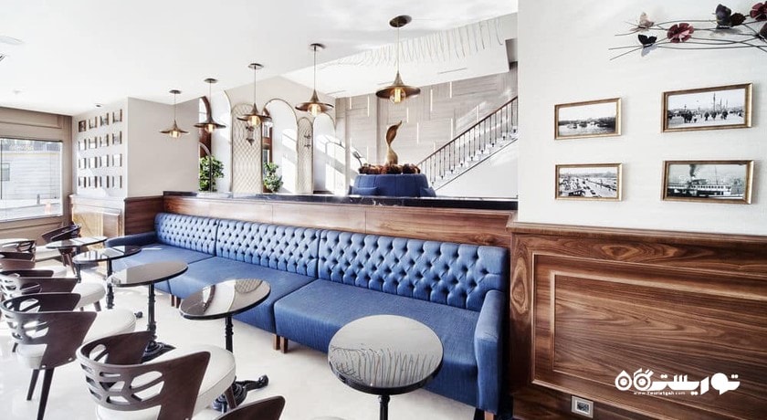 محوطه نشیمن کافه د پرا