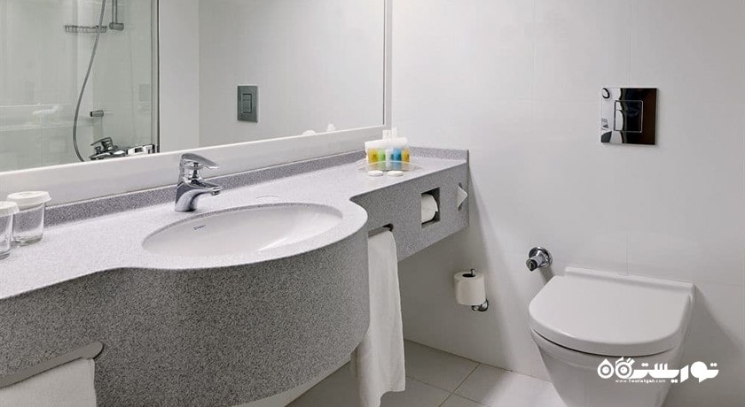 حمام و سرویس بهداشتی اتاق ها