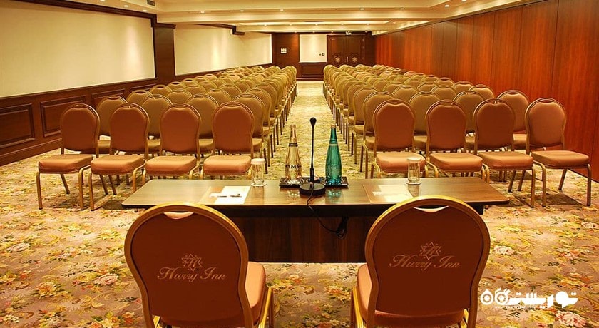 سالن برگزاری همایش و جلسات