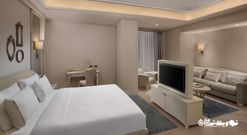 نمای تخت بزرگ سوئیت جونیور