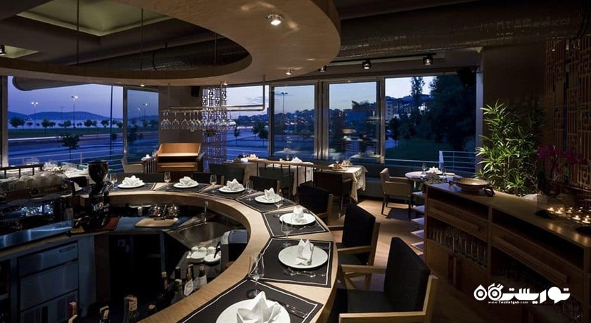 رستوران پارک هتل پارک 156