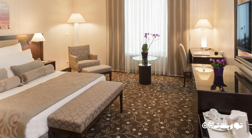 نمای تخت بزرگ اتاق سوپریور