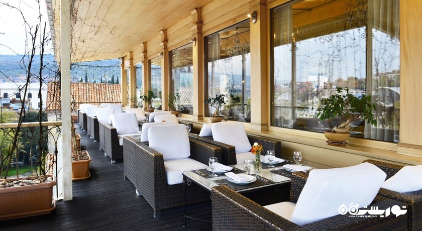 امبسدوری تراس هتل امبسدوری تفلیس