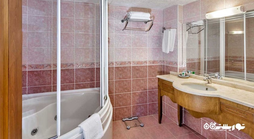 حمام و سرویس بهداشتی اتاق ها