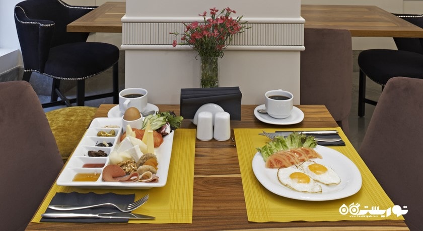 میز صبحانه بار و رستوران پرا