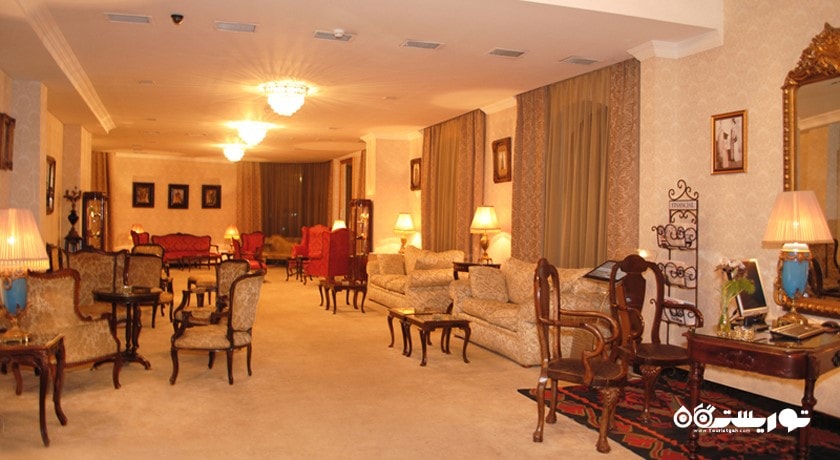 محوطه نشیمن لابی هتل