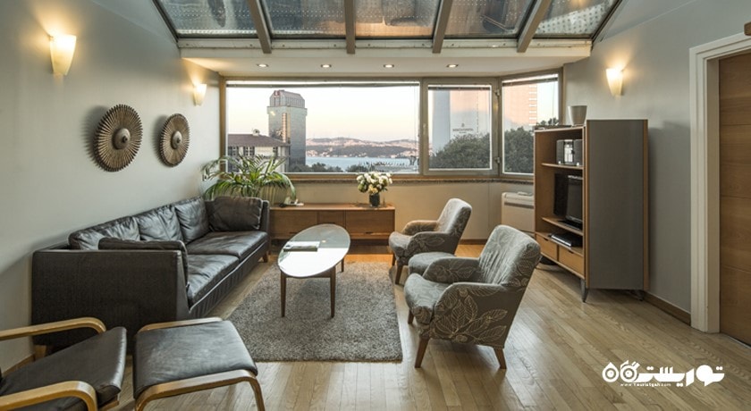 محوطه نشیمن سوئیت سوپریور