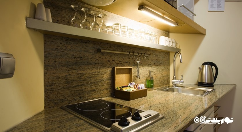 نمای آشپزخانه سوئیت فمیلی