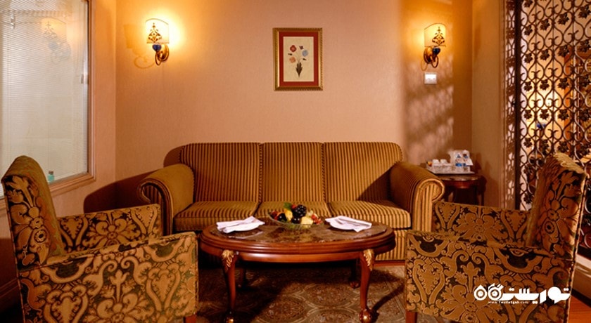 محوطه نشیمن اتاق اگزکیوتیو