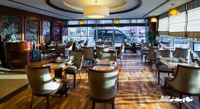 رستوران آلستا هتل تایتانیک پورت