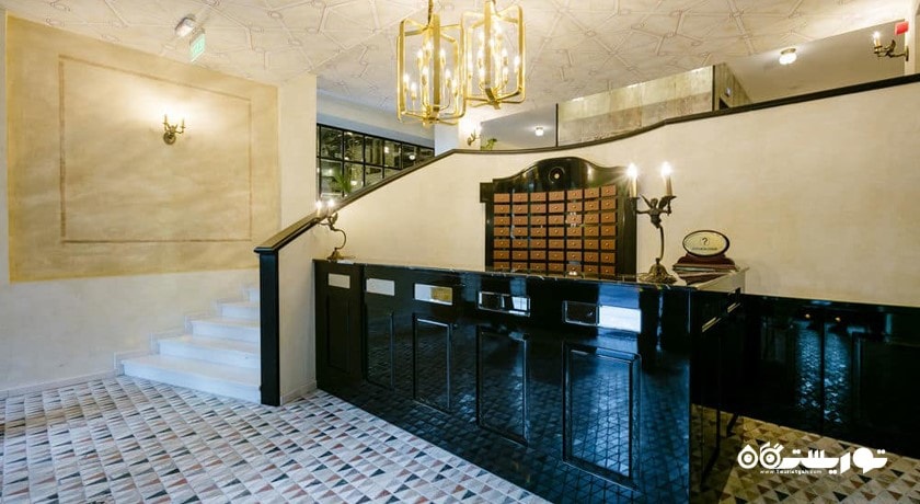 میز پذیرش هتل میوزیوم تفلیس