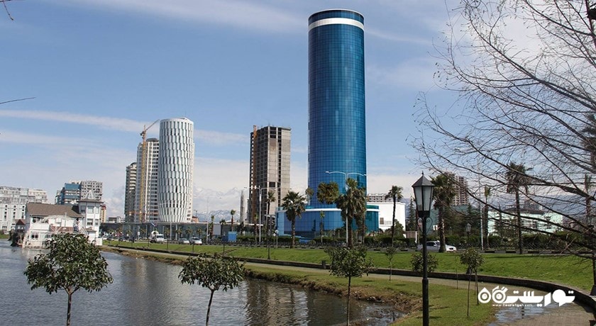 نمای هتل اسکای تاور باتومی