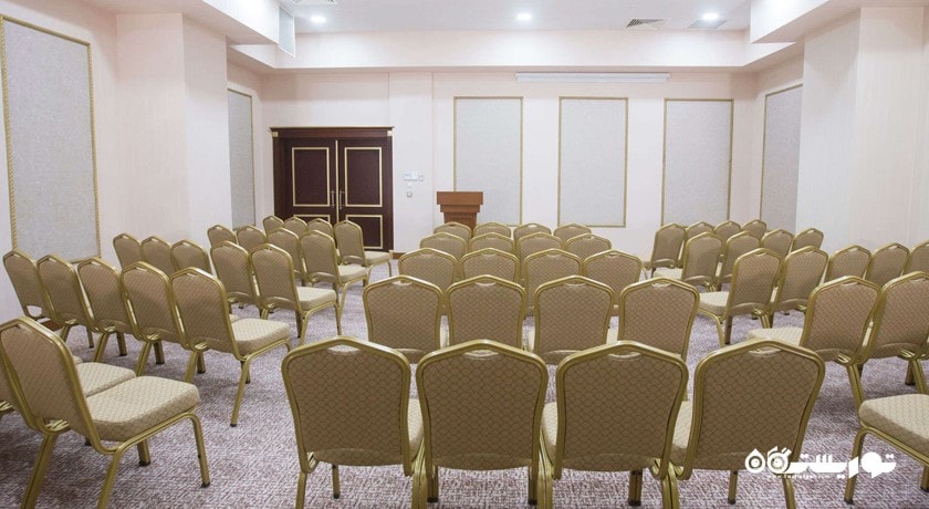 سالن برگزاری جلسات در هتل