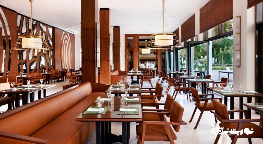 پول بار جزمین هتل شرایتون باتومی