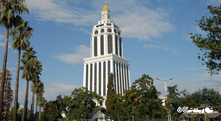 نمای ساختمان هتل شرایتون باتومی