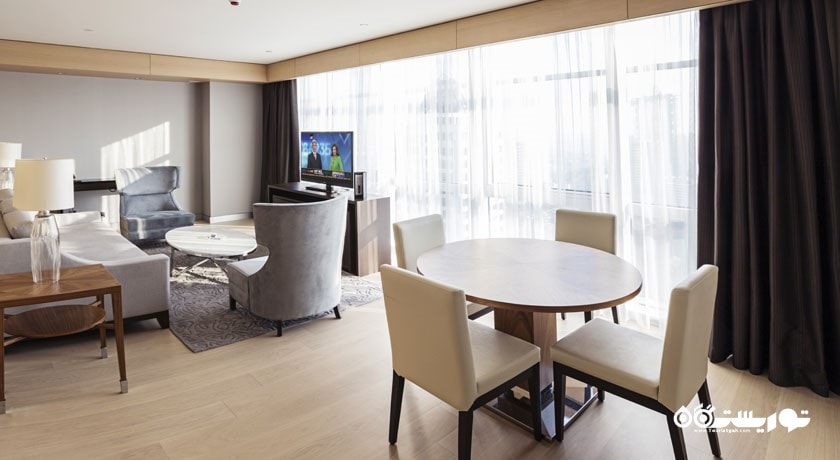 میز غذاخوری سوئیت سینیور