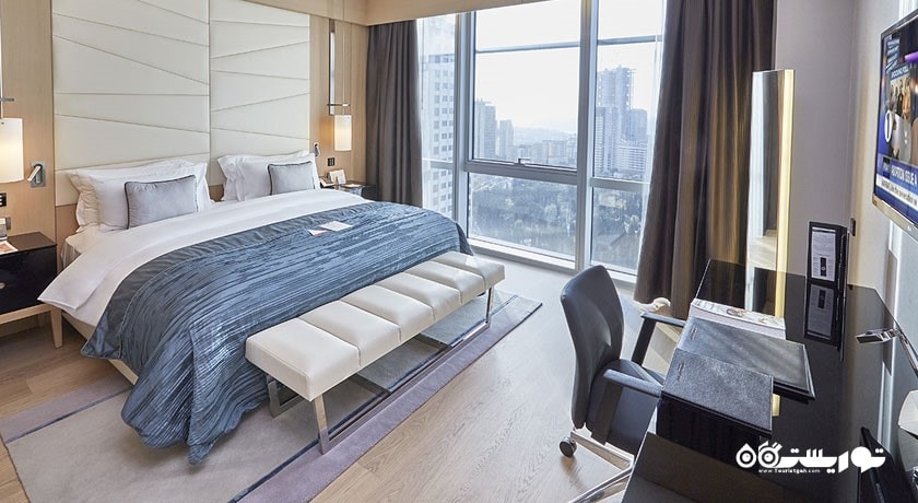 نمای تخت بزرگ سوئیت فمیلی