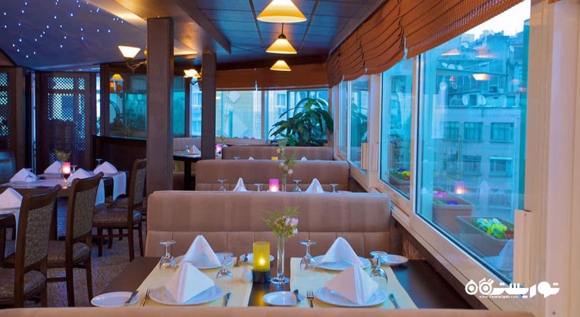 چشم انداز بار و رستوران جمشیت