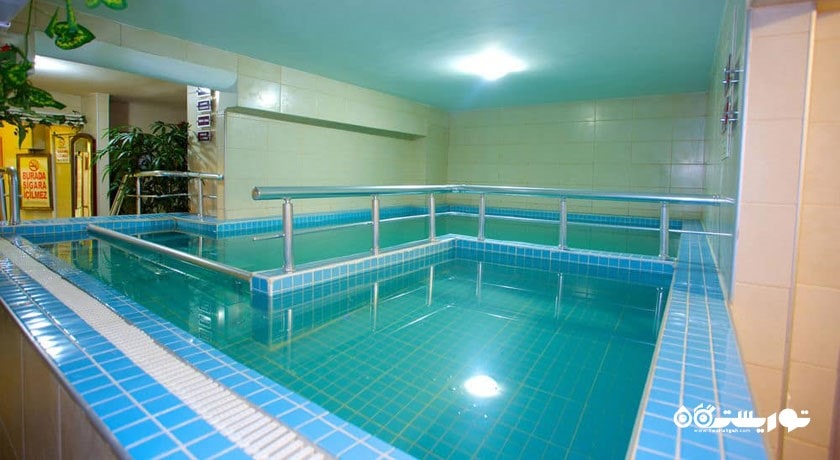 استخر سرپوشیده هتل آسوس استانبول