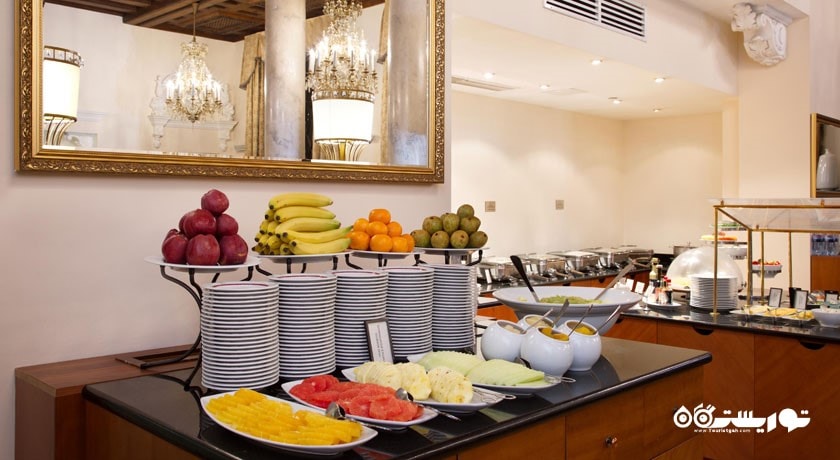 بوفه سلف سرویس رستوران جانوس