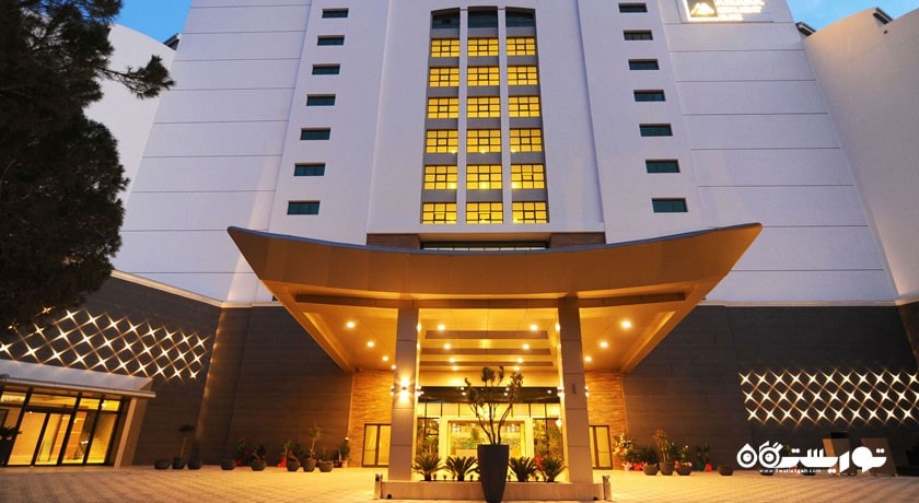 درب ورودی هتل آمارا سی لایت الیت