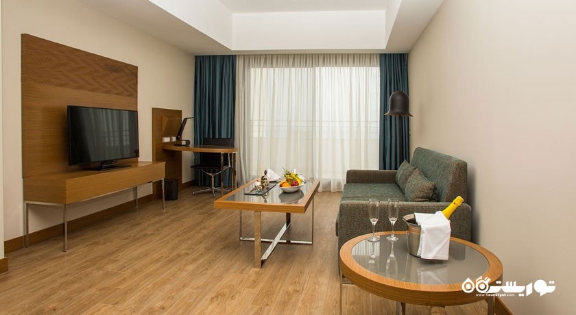 محوطه نشیمن سوئیت جونیور