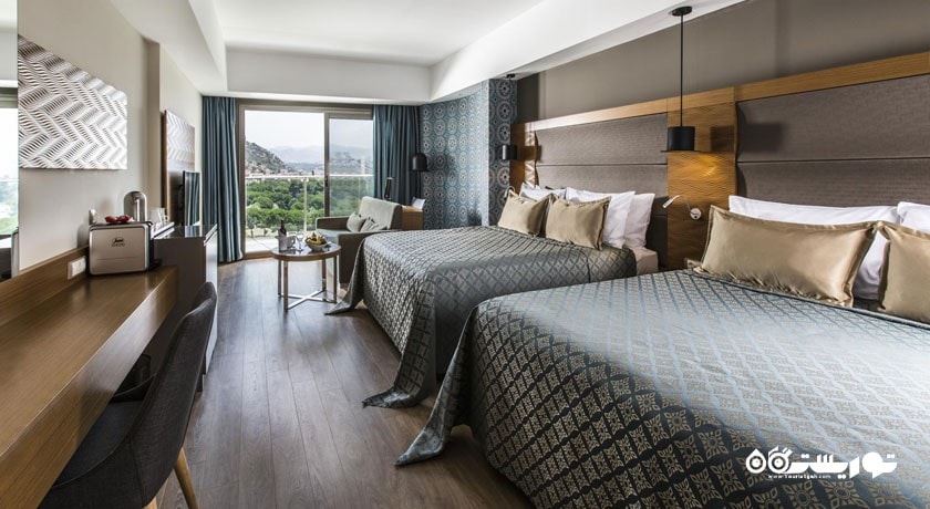 تخت های کوئین اتاق دلوکس