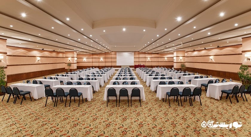 سالن برگزاری همایش و جلسات