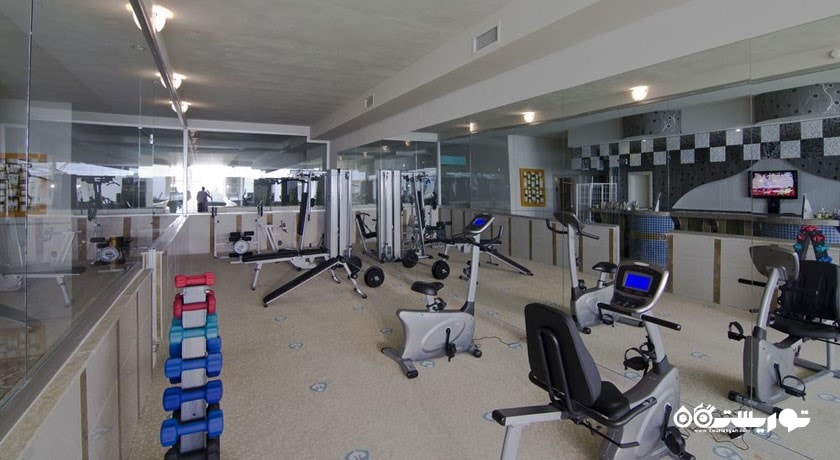 سالن ورزشی هتل دایما بیز