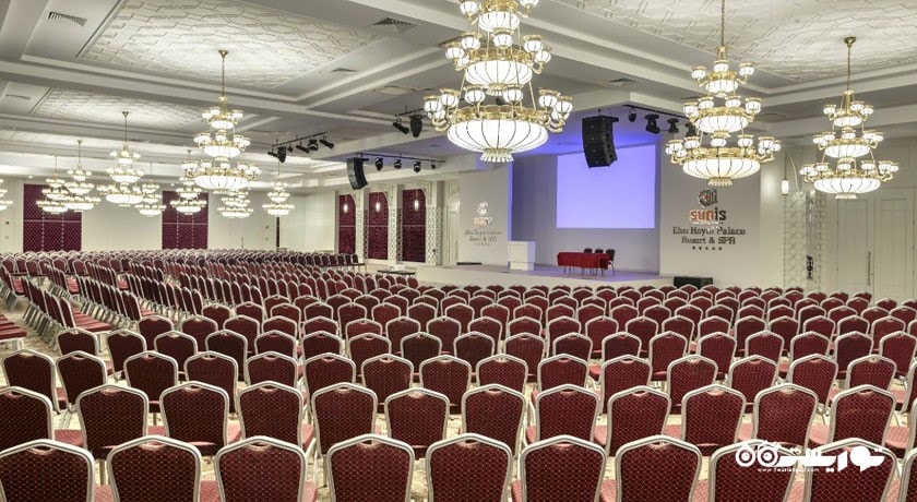 سالن برگزاری همایش و جلسات